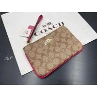 ราคา พร้อมส่ง กระเป๋าคล้องมือ Coach bag wallet คาดแถบสี โค้ช (8104974552)