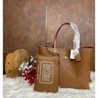 ราคา กระเป๋า งานแท้ OUTLET COACH REVERSIBLE CITY TOTE IN SIGNATURE CANVAS COACH F36658 (12489077036)