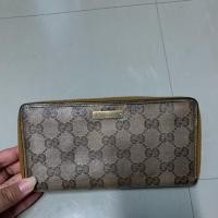 ราคา Gucci wallet zippy มือ 2 (2830102965)
