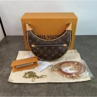 ราคา LOUIS VUITTON กระเป๋ารุ่น Loop Monogram กระเป๋าถือ หลุยส์ วิตตอง (24303506987)