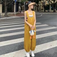 ราคา เสื้อยืด กางเกงยีนส์ ขนาดใหญ่ ทรงสวย เอวสูง สำหรับสาวอวบ างเกงเอี๊ยมแฟชั่นยีนส์สบาย ๆ กางเกงขากว้างเอวสูง (21657184473)