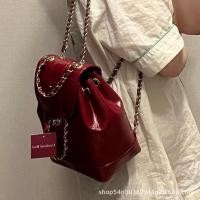 ราคา ขายดี กระเป๋าเป้สะพายหลัง หนังเทียม แต่งสายโซ่ สีแดง สไตล์ชาแนล (25525182318)