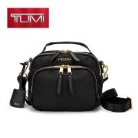 ราคา คลังสินค ้ าพร ้ อม Tumi Voyaguer Women s Ultra Light Waterproof Simple Messenger Bag (29950281179)