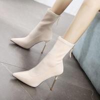 ราคา รองเท้าบูทหุ้มข้อหนังนิ่มสีเบจ ส้นสูง รองเท้าบูทหุ้มข้อส้นเข็ม ผ้าพียูหัวแหลม ส้นสูง8ซม รองเท้าบูทมาร์ตินแฟชั่น (11766965975)