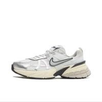 ราคา ในสต็อกของแท้ 100 Nike y2K Run Runtekk Summit White MetallicSilver รองเท้าบาสเก็ตบอล (25772273279)