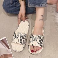 ราคา รองเท้าแตะแบบสวม ลายนักบินอวากาศ น้ำหนักเบา สีขาว ดำ เผื่อไซส์ (23819450385)