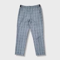 ราคา GU กางเกงขายาว ไซส์ M ลายสก๊อต สีเทา ใส่ทำงาน มือสอง (21781607431)