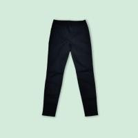 ราคา Uniqlo jeggings pants กางเกงขายาว ไซส์ M สีดำ ใส่ทำงาน สวย มือสอง (24311272498)