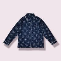 ราคา GU เสื้อนอน ไซส์เด็ก 150 แขนยาว สีกรม ลายจุด แมว หัวใจ ชุดนอน มือสอง (24502911289)