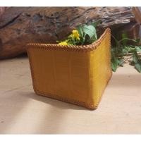 ราคา กระเป๋าสตางค์หนังจระเข้ สวยทั้งภายนอกภายใน Really Crocodile Skin กระเป๋าหนังถักขอบตลอดใบด้วยเชือกหนังถัก สีแทนสดใส่ 1100 (19651729303)