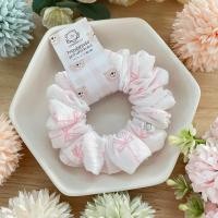 ราคา Scrunchie Fluffy Betsy bows white (24477567786)