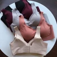 ราคา แถมฟองน้ำด้วย เสื้อใน สปอร์ตบรา ชุดชั้นในยางพารา บราไร้ขอบไร้โครง ผ้านิ่ม นุ่มลืนเย็น ใส่สบาย แนบเนียนไปกับผิว (14679818276)