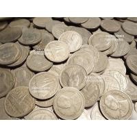 ราคา เหรียญ 1 บาท วัดพระแก้ว ปี 2525 ของแท้100 (21733515672)