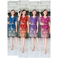 ราคา ชุดเดรสผ้า พิมพ์ลายปาเต๊ะลายดอก มีซับในทั้งชุด ซิปซ่อนด้านหลัง ผ่าชายกระโปรงด้านหลัง (10935297062)