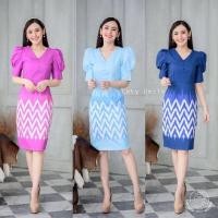 ราคา ชุดเดรสผ้าไหมญี่ปุ่นลายไทยอัดกาว บุซับในเย็บหลบแบบงานสูท ซิปซ่อนด้านหลัง ทรงแขนตุ๊กตา คอวีกระดุมหน้า (8153510728)