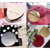 ราคา Bobbi Brown Pocket Mirror กระจกบ้อบบี้บราวน์ กระจกพกพาพร้อมซองหนังPU สีแดง สีชมพู กระจกแบรนด์เนม เครื่องสำอางแบรด์เนม (19911319999)
