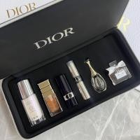 ราคา สินค้าป้าย King แท้ กิ๊ฟเซ็ทสุดคุ้ม DIOR SET TRI AXES PIANO LIMITED GIFT SET INCLUDE 6 ITEMS (23052337225)