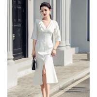 ราคา 9294 พร้อมส่ง เดรสสีขาว เดรสคอวี เดรสยาว Wedding Dress ชุดแต่งงาน พรีเวดดิ้ง ชุดเดรสออกงาน เดรสออกงาน (16076879148)