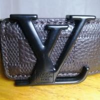 ราคา เข็มขัด แบรนด์เนม หลุยส์ วิตตอง LouisVuitton มือสอง สภาพดี มาก สายหนังแท้สีน้ำตาล หัวเข็มขัดโลหะสีดำ (29750569773)