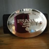 ราคา เข็มขัด แบรนด์เนม ปราด้า Prada มือสอง สภาพดี มาก หัวเข็มขัดเป็นโลหะสีทอง หนังแท้สีน้ำตาล หนังนกกระจอกเทศ (25630152629)