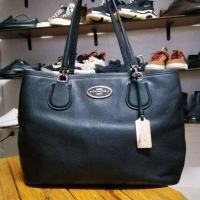 ราคา กระเป๋าแบรนด์เนม รับประกันแท้ 100 ถ้าไม่แท้คืนเงิน100 มือสอง สภาพดี มากทรง Tote bag สวยมาก สภาพดีมาก (29651406534)