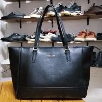 ราคา กระเป๋าแบรนด์เนม โค้ช COACH รับประกันแท้ 100 ถ้าไม่แท้คืนเงิน100 มือสอง สภาพดี มีสายยาวและสั้นให้เลือกใช้ (24280384680)