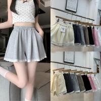 ราคา lady jeans 619 K พร้อมส่ง กางเกงขาสั้น แต่งระบายลูกไม้ มีกระเป๋าหลัง (29151742975)
