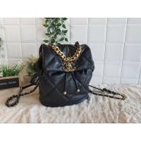 ราคา chanel 19 backpack lamb skin (23764399408)