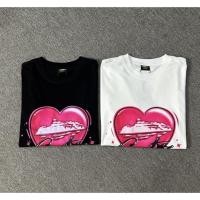 ราคา พร้อมส่ง เสื้อยืดแขนสั้น พิมพ์ลายตัวอักษร love ปีศาจ แนวสตรีท สไตล์ฮิปฮอป มินิมอล สําหรับผู้ชาย และผู้หญิง (24624890275)