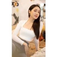 ราคา Mnvofficial เสื้อครอปคอเหลี่ยมโอบไหล่ ผ้าเรย่อน มินิครอปโอบไหล่ 284 (21583251476)