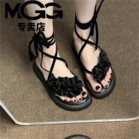 ราคา รองเท้าแตะแบบผูกเชือกแบนผู้หญิงจับคู่กระโปรงรองเท้าโรมัน AMVH (28154127124)