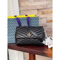 ราคา กระเป๋าสะพาย Tory Burch Kira Chevron Small Convertible Shoulder Bag (18530087487)