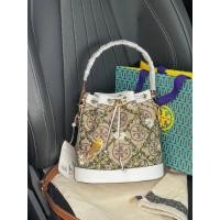 ราคา กระเป๋าถือ กระเป๋าสะพาย ทรงขนมจีบ Size M Tory burch t monogram jacquard embroidered bucket (9456575972)