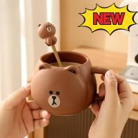ราคา Graby2024line FRIENDS ถ ้ วยเซรามิคหมีสีน ้ ําตาลแก ้ วถ ้ วยกาแฟถ ้ วยนมถ ้ วยอาหารเช ้ าถ ้ วยน ้ ําพร ้ อมช ้ อนมูลค ่ าสูงในครัวเรือนการ ์ ตูนถ ้ วยเซรามิคเด ็ กนูนถ ้ วยน ้ ําถ ้ วยเซรามิคขายร ้