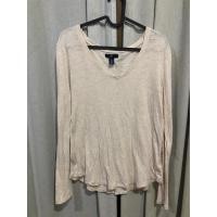ราคา เสื้อยืดแขนยาว GAP มือสอง ป้าย M รอบอก 34 นิ้ว (24121753236)