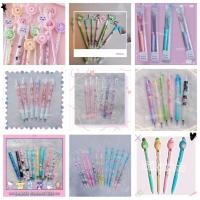 ราคา พร้อมส่ง 58 แบบ รวมปากกา หมึกน้ำเงิน หมึกดำ ปากกา Sanrio ลายการ์ตูน (19666258516)
