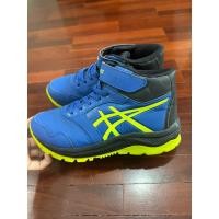 ราคา รองเท้าผ้าใบบูทสีน้ำเงิน Asics size 22 5cm มือสอง (22131856311)