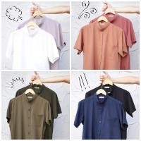 ราคา 20สี เสื้อเชิ้ตคอจีน แขนสั้น เชิ้ต คอจีน ผ้าลื่น เกาหลี มินิมอล ฮาวาย วินเทจ เสื้อผู้ชาย เสื้อผู้หญิง ทอม เกย์ Unisex (7289700313)