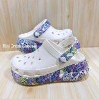 ราคา รองเท้าCrocs Classic Crush Clog ผู้หญิง ส้นสูง ลายผีเสื้อ สวยสวย มีไซส์M3 M7 (20981090085)