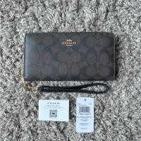 Coach C4452 Long Zip Around Wallet In Signature Canvas กระเป๋าสตางค์คล้องมือ