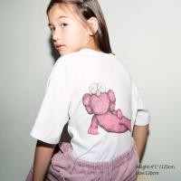ราคา เสื้อยืดเด็ก UNIQLO x KAWS ลายใหม่ 2023 ของแท้ 100 พร้อมส่ง WHITE 130 cm (17298952736)