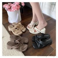 ราคา อิน สไตล์ฤดูร้อนสไตล์ใหม่รองเท้าแตะส้นสูงร้อนขายเซ็กซี่น่ารักเพิ่มความสูงกันลื่นแฟชั่นรองเท้าแตะส้นลิ่มแสงผู้ใหญ่หรูหรารองเท้าโรแมนติกสไตล์ฝ (28605299838)