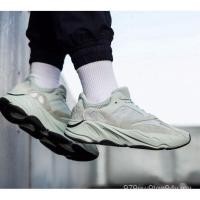 ราคา 0rne hot yeezy 700 v2 รองเท้าวิ่ง ดูดซับแรงกระแทก สําหรับผู้ชาย และผู้หญิง yeezy 700 v2 PFX1 (25572959336)