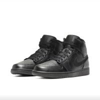 ราคา Aj1 รองเท้าบาสเก็ตบอล สีดํา สําหรับผู้ชาย ผู้หญิง GSRW (24572965456)