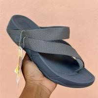 ราคา ส่งจากไทย รองเท้าแตะผู้ชาย Fitflop พื้นโลโก้ มีป้าย นิ่มใส่สบาย รองเท้าทรงเอ (23456030392)