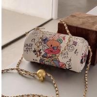 ราคา PU กระเป๋าสะพายข้าง ทรงกระบอก ลายหมีเกร๋ แต่งสายโซ่ กระเป๋าแฟชั่นผู้หญิงฤดูร้อน (22246380604)