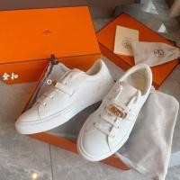 ราคา HERMES 2024新款hermesกีฬารองเท้าคู่รุ่นkellyหัวเข็มขัดรองเท้าสีขาวทองหัวเข็มขัดสีขาวcowhideบนสบายแฟชั่นnobleรองเท้าผู้หญิงb0aq (26455659293)