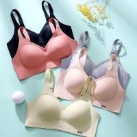 ราคา สไตล์ใหม่ Palm Cup Glossy Semi Fixed Cup ชุดชั้นในชุดชั้นในไม่มีรอยต่อนุ่มสนับสนุนเต้านมขนาดเล็กยก Push (29454308170)