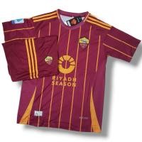 ราคา ชุดฟุตบบอล โรม่า รุ่นใหม่ลา่าสุด 2024 25 ชุดผู้ใหญ่ คอกลม ไซส์ M L XL เสื้อพร้อมกางเกง (25581811434)