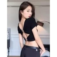 ราคา 9 9 shopee เสื้อยืดสวยๆผู้หญิง สื้อผ้า พร้อมส่ง พร้อมส่ง เสื้อยืดครอปท็อป แขนสั้น เข้ารูป ออกแบบดี ฉลุลาย แฟชั่นฤดูร้อน สําหรับผู้หญิง (19582859975)